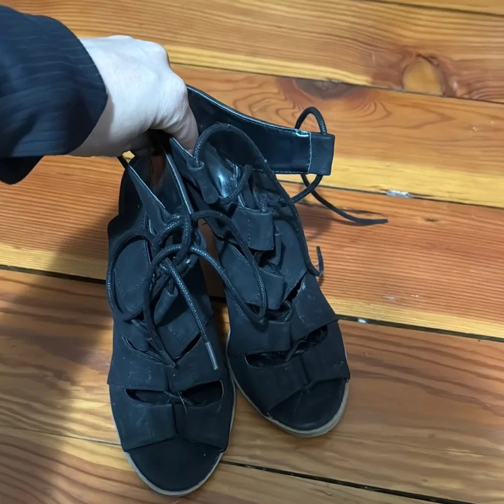 Black Women's Heeled Sandals